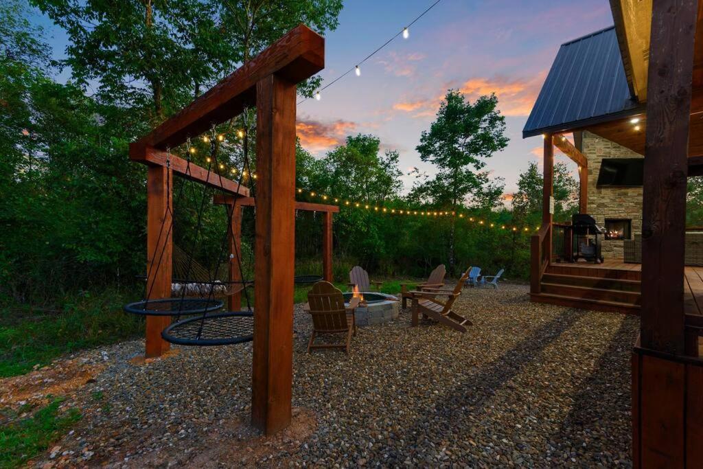 فيلا Under The Stars - Secluded, Hot Tub, Firepit, Games بروكن بو المظهر الخارجي الصورة