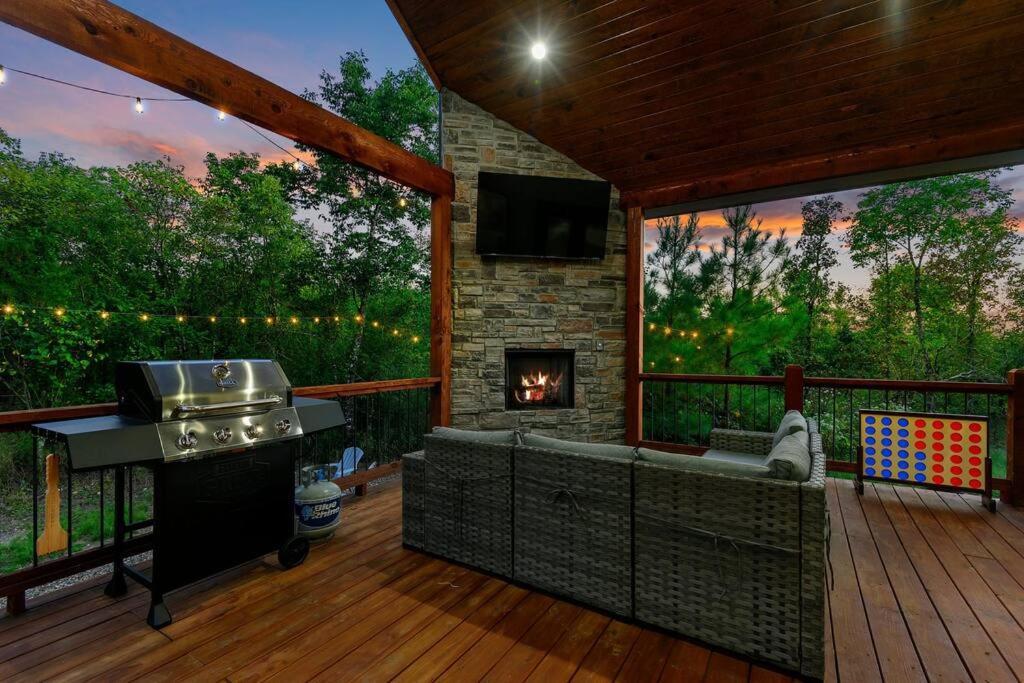 فيلا Under The Stars - Secluded, Hot Tub, Firepit, Games بروكن بو المظهر الخارجي الصورة