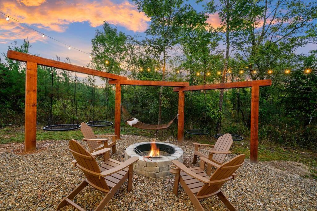فيلا Under The Stars - Secluded, Hot Tub, Firepit, Games بروكن بو المظهر الخارجي الصورة