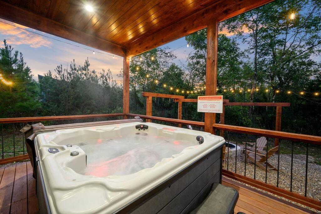 فيلا Under The Stars - Secluded, Hot Tub, Firepit, Games بروكن بو المظهر الخارجي الصورة