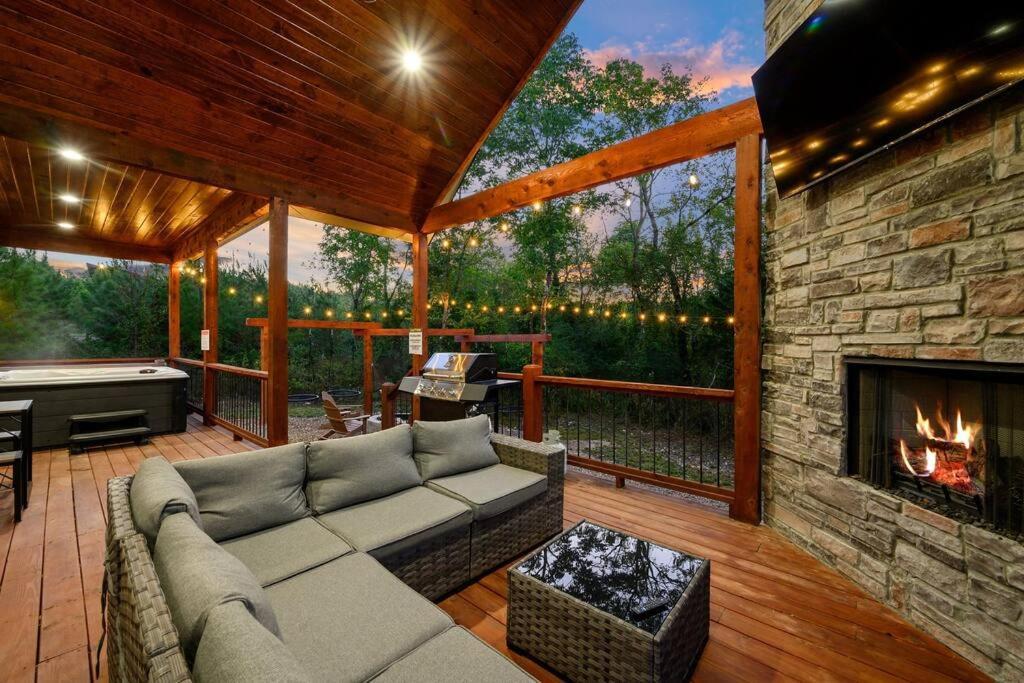 فيلا Under The Stars - Secluded, Hot Tub, Firepit, Games بروكن بو المظهر الخارجي الصورة